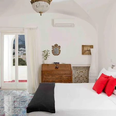 Hotell Silia Capri